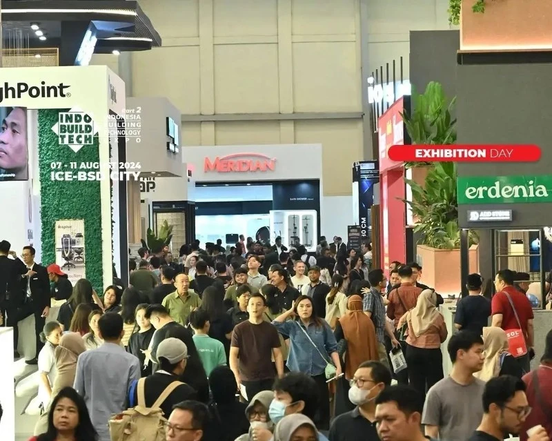 Bustling exhibition floor at IndoBuildTech 2026 with exhibitors and visitors Bustling exhibition floor at IndoBuildTech 2026 with exhibitors and visitors